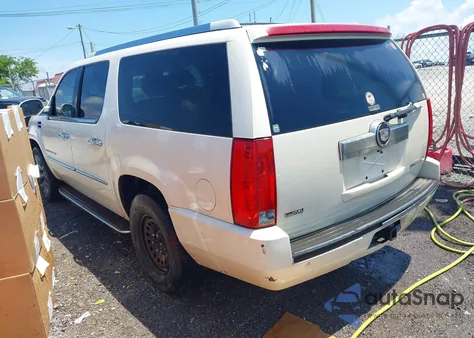 2009 Cadillac Escalade Esv Standard z USA, uszkodzony, nr VIN 1GYFC16299R126098